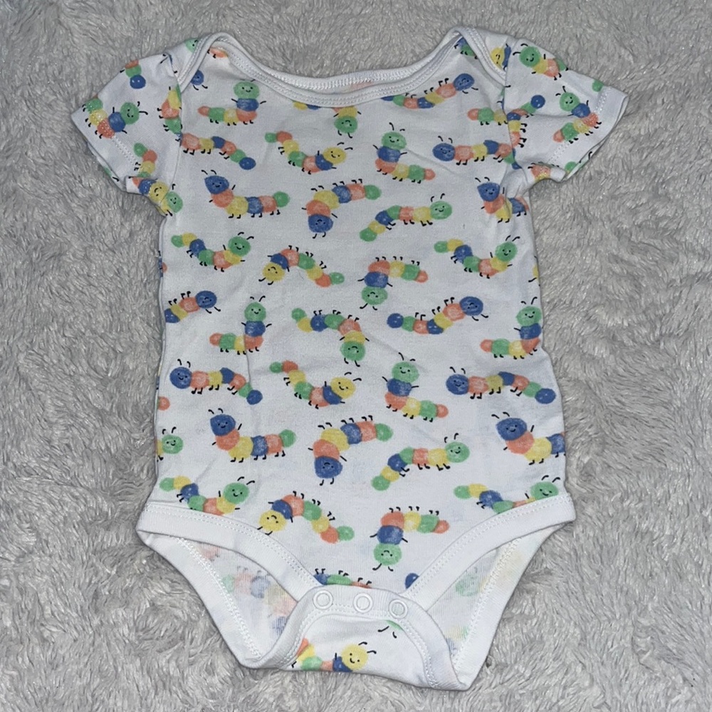 (3 for $10) joe fresh caterpillar bodysuit 🐛